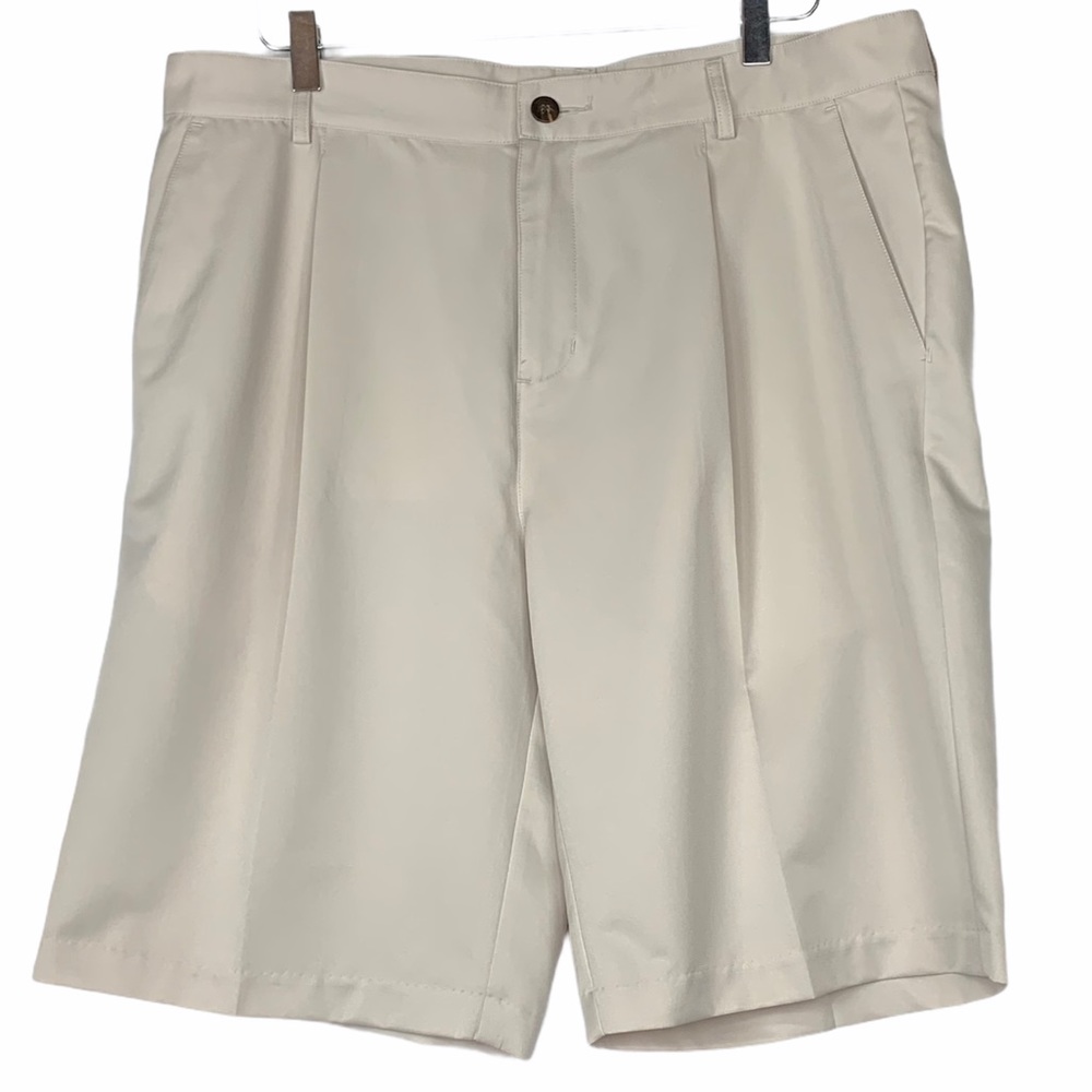 Adidas ClimaLite Stone Golf Athletic Shorts Sz 35